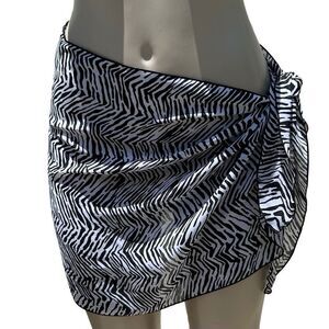 Westbound Beach Scarf Wrap Swim Cover-Up One Size Black & White Zebra Print